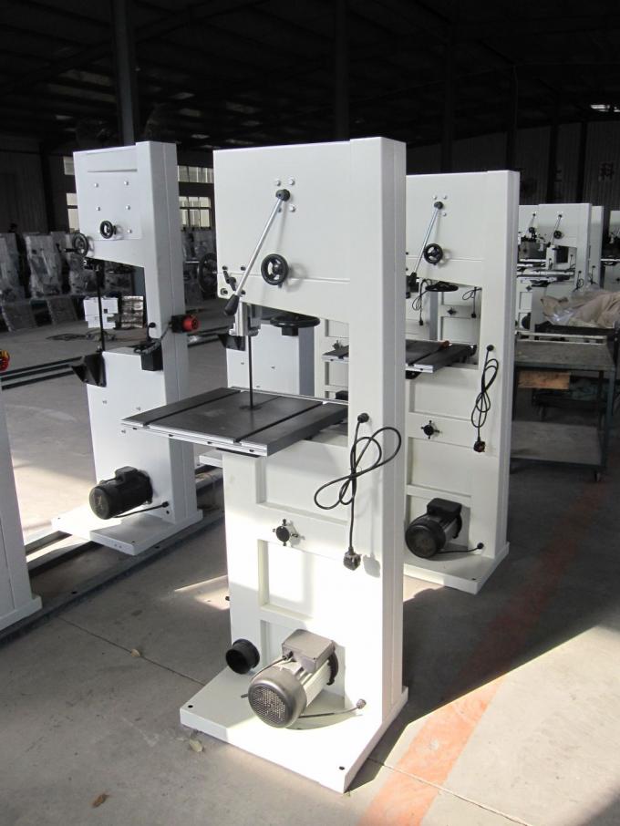 2HP η κάθετη ξύλινη ζώνη είδε στο νέο όρο το ξύλινο μέταλλο τέμνουσα πριονοκορδέλλα 1
