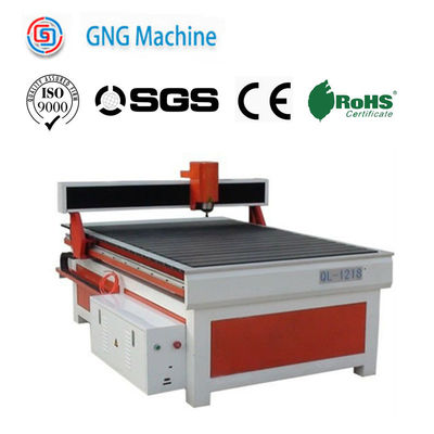 1500w ο βιομηχανικός Cnc πίνακας δρομολογητών προσάρμοσε την τρισδιάστατη ξύλινη Cnc μηχανή