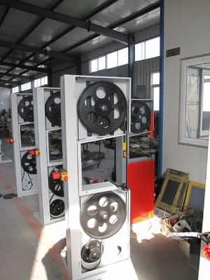 710mm 14 ίντσας ξύλινη τέμνουσα ζωνών μηχανή πριονιών ζωνών πριονιών βαρέων καθηκόντων κάθετη
