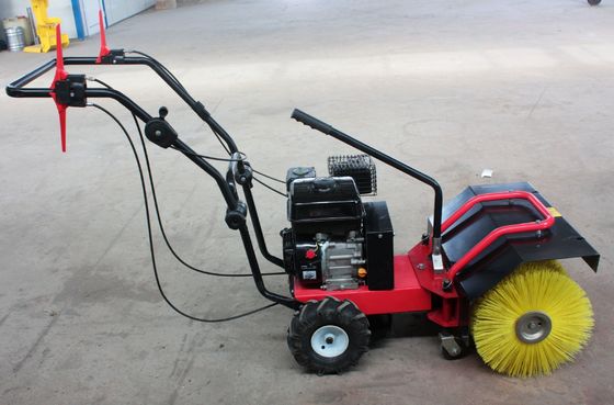 6.5HP περίπατος οχημάτων αποκομιδής απορριμμάτων βουρτσών δύναμης χιονιού πίσω από την υψηλή ευελιξία εκκινητών οπισθοχώρησης