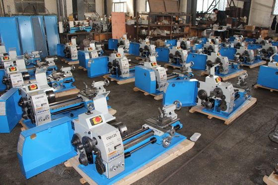 C6241 CNC Μεταλλικός Τόρνος 230V Δομή Διπλού Τοίχου Μεταλλικός Τόρνος Πάγκος