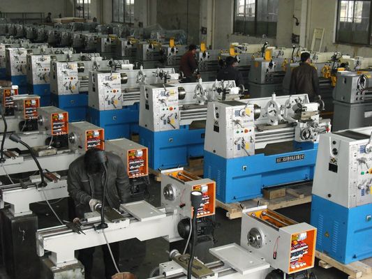 C6241 CNC Μεταλλικός Τόρνος 230V Δομή Διπλού Τοίχου Μεταλλικός Τόρνος Πάγκος